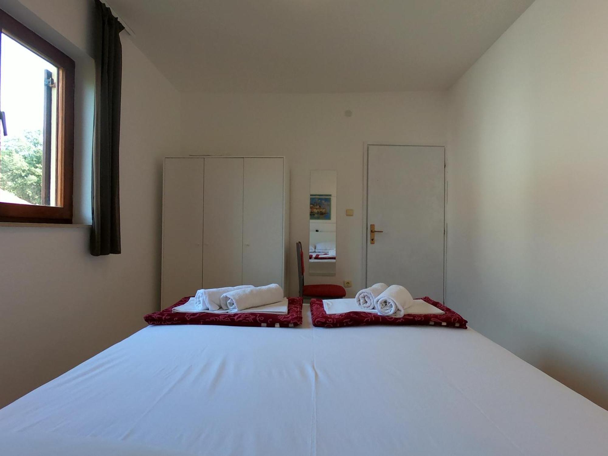 Apartments Stanko Petrčane Extérieur photo