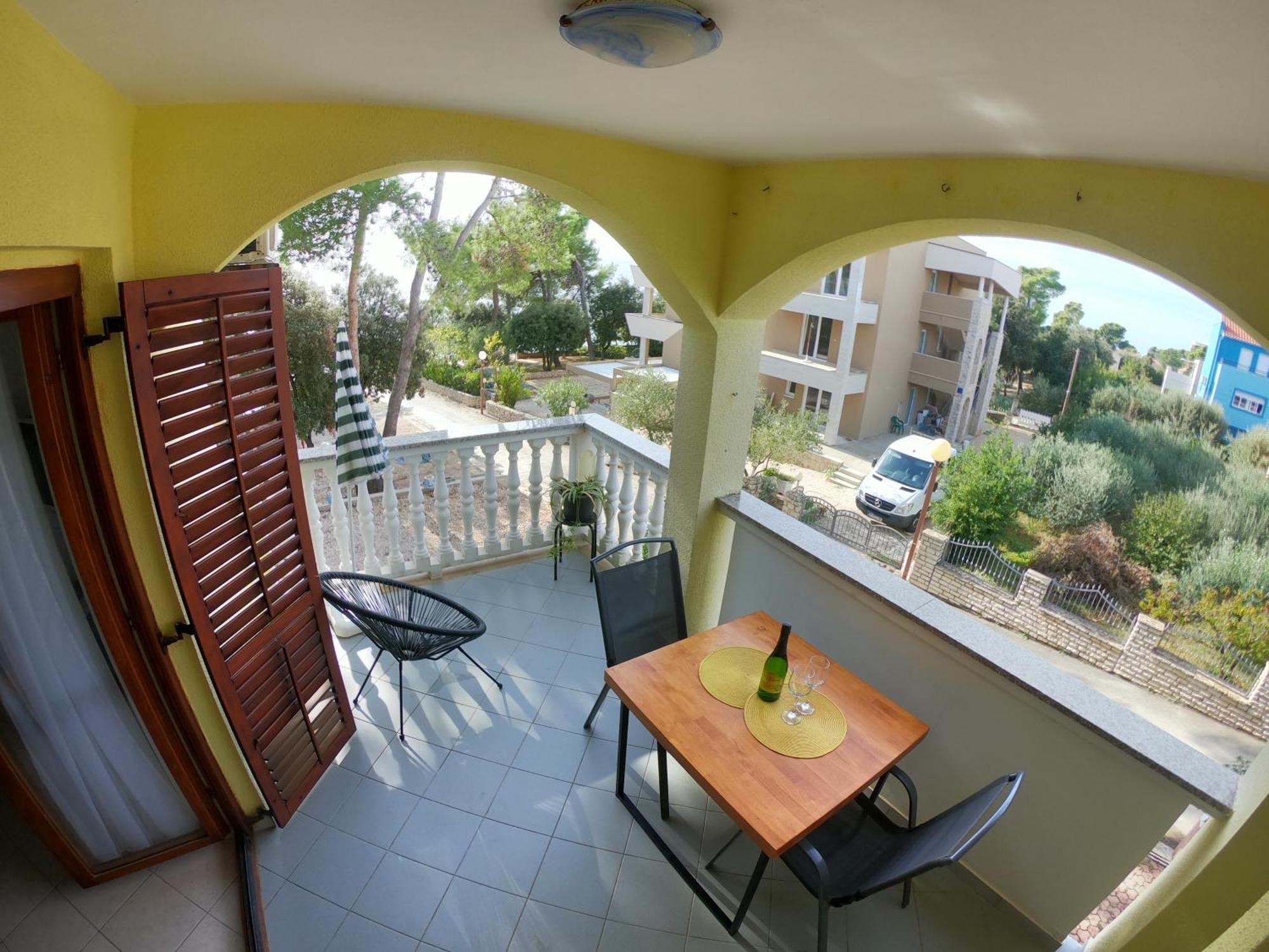 Apartments Stanko Petrčane Extérieur photo