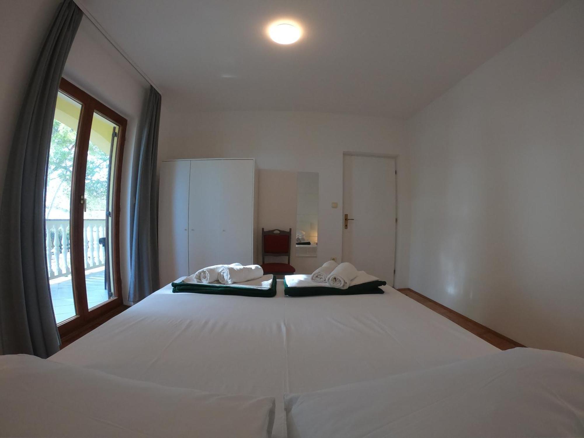 Apartments Stanko Petrčane Extérieur photo